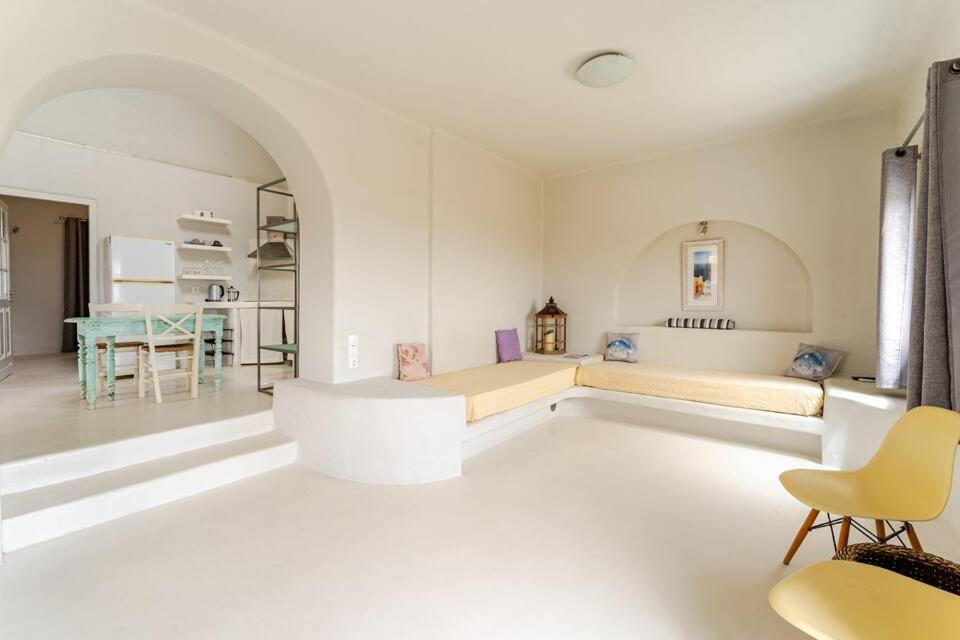 Drakkar Houses Fira  Luaran gambar