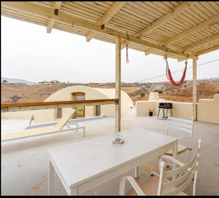 Drakkar Houses Fira  Luaran gambar