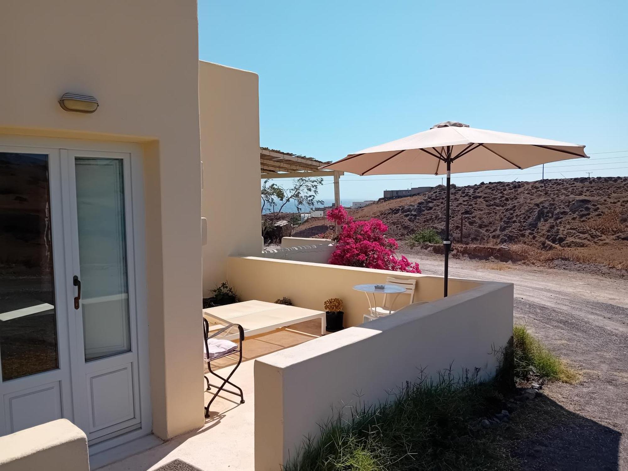 Drakkar Houses Fira  Luaran gambar